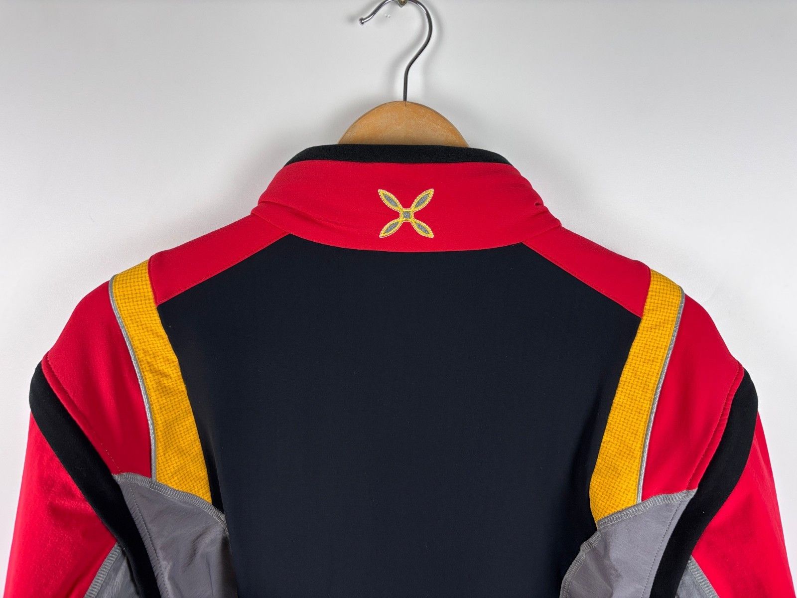 Other Vintage Montura Ergonomic Softshell Cycling Jacket Mens L Size US L / EU 52-54 / 3 - 7 Thumbnail