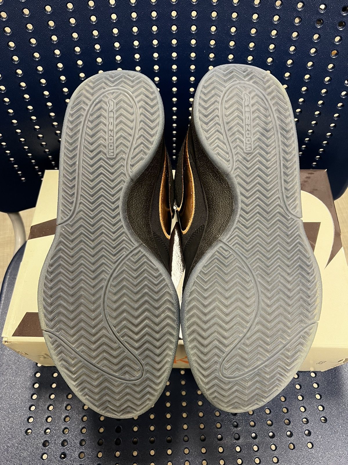 Nike Nike Book 1 Size US 10.5 / EU 43-44 - 4 Thumbnail