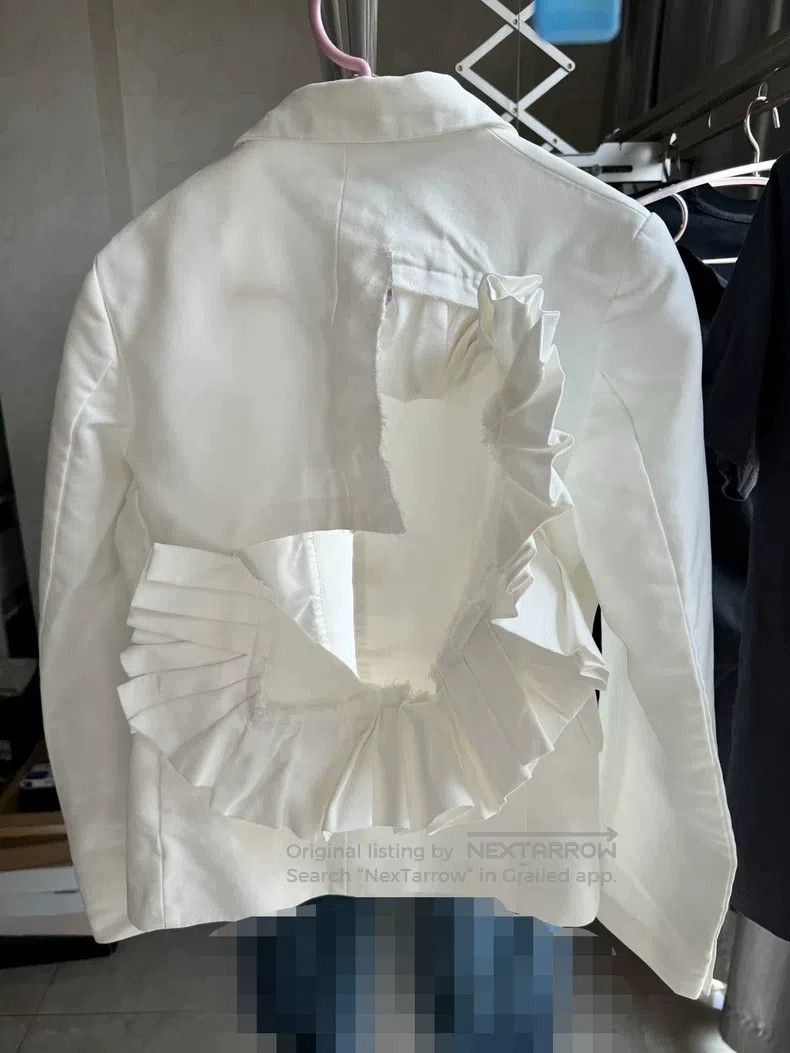 Comme des Garcons Comme Des Garcons Back Open White Suit Size XS / US 0-2 / IT 36-38 - 1 Thumbnail