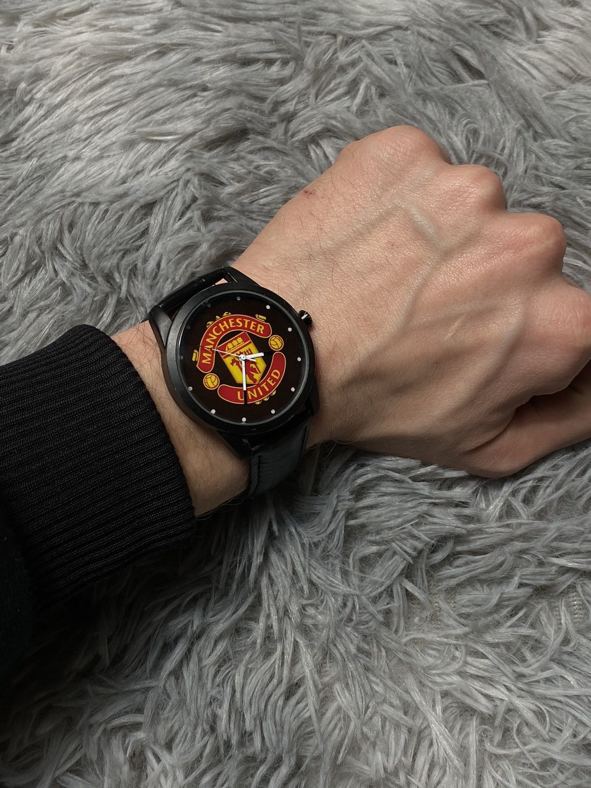 Jewelry × Vintage Manchester United Fan Watch - Must-Have for Supporters Size ONE SIZE - 5 Thumbnail