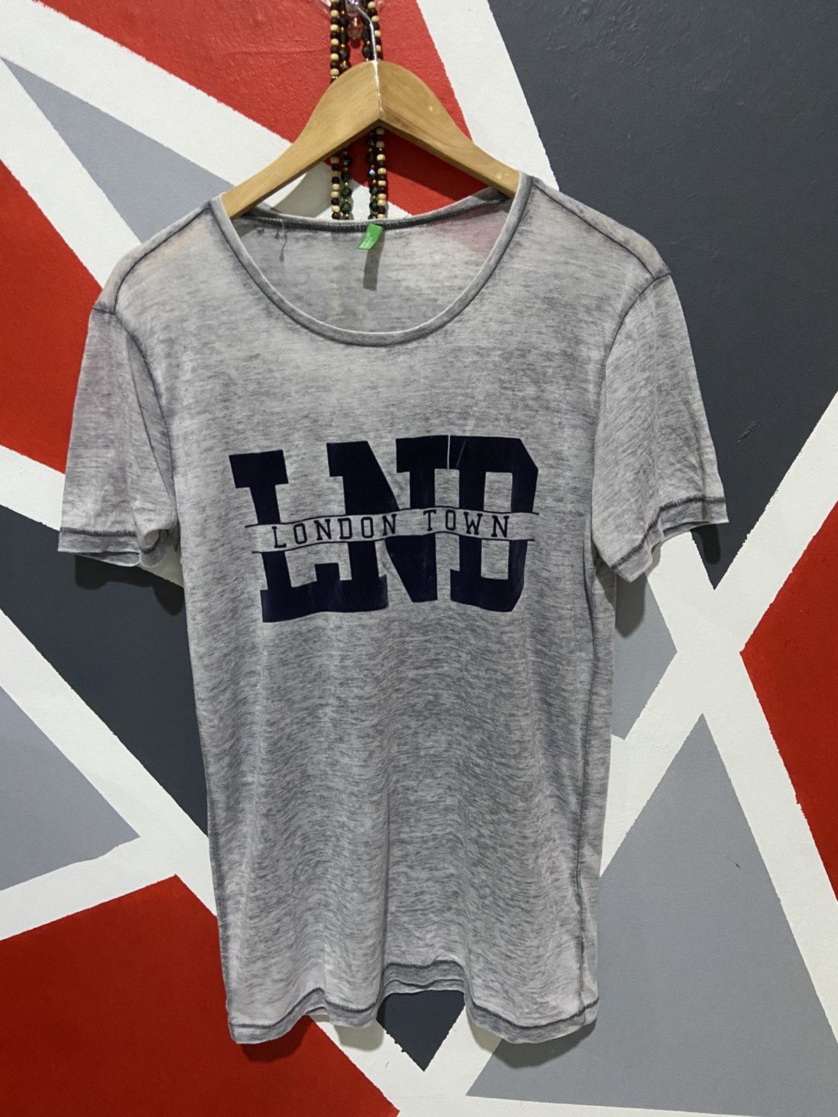 United Colors Of Benetton London Town Size US M / EU 48-50 / 2 - 1 Thumbnail