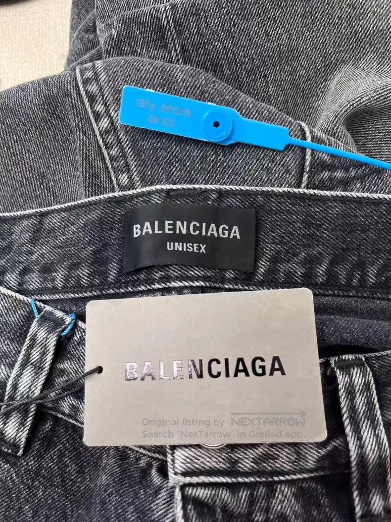 Balenciaga Balenciaga size S Bell bottom denim pants Size US 27 - 4 Thumbnail