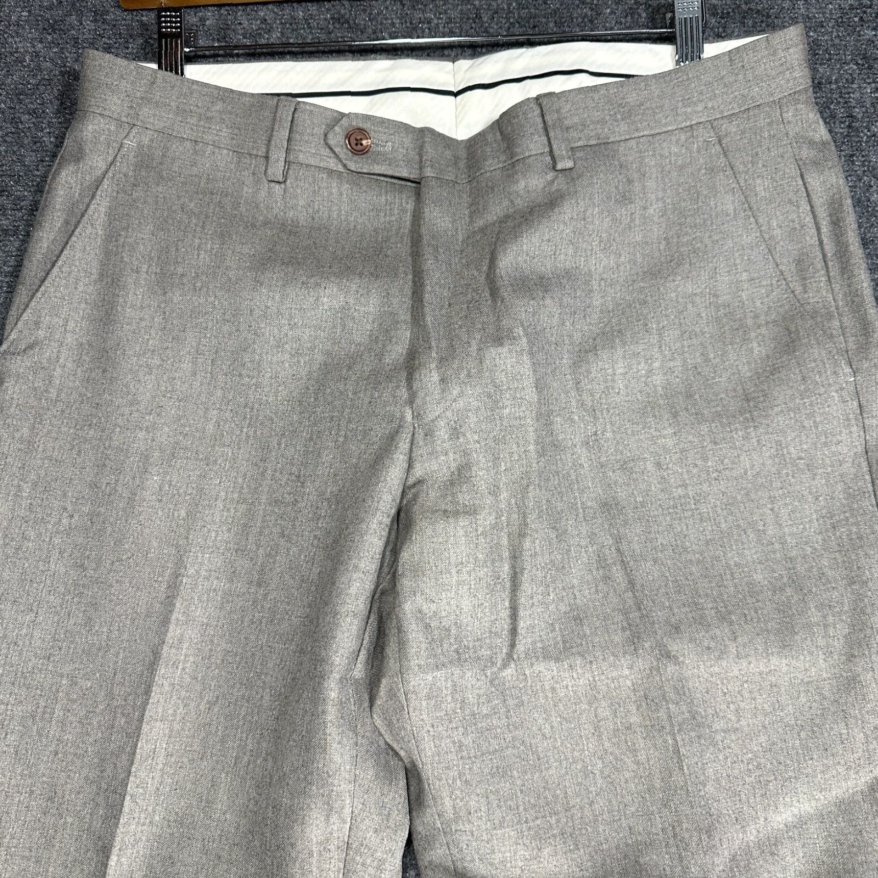 Ralph Lauren Lauren Ralph Lauren Pants Men 34 Trim Fit Gray Wool Straight Leg Flat Front Pockets Dress Pants Size US 34 / EU 50 - 3 Thumbnail