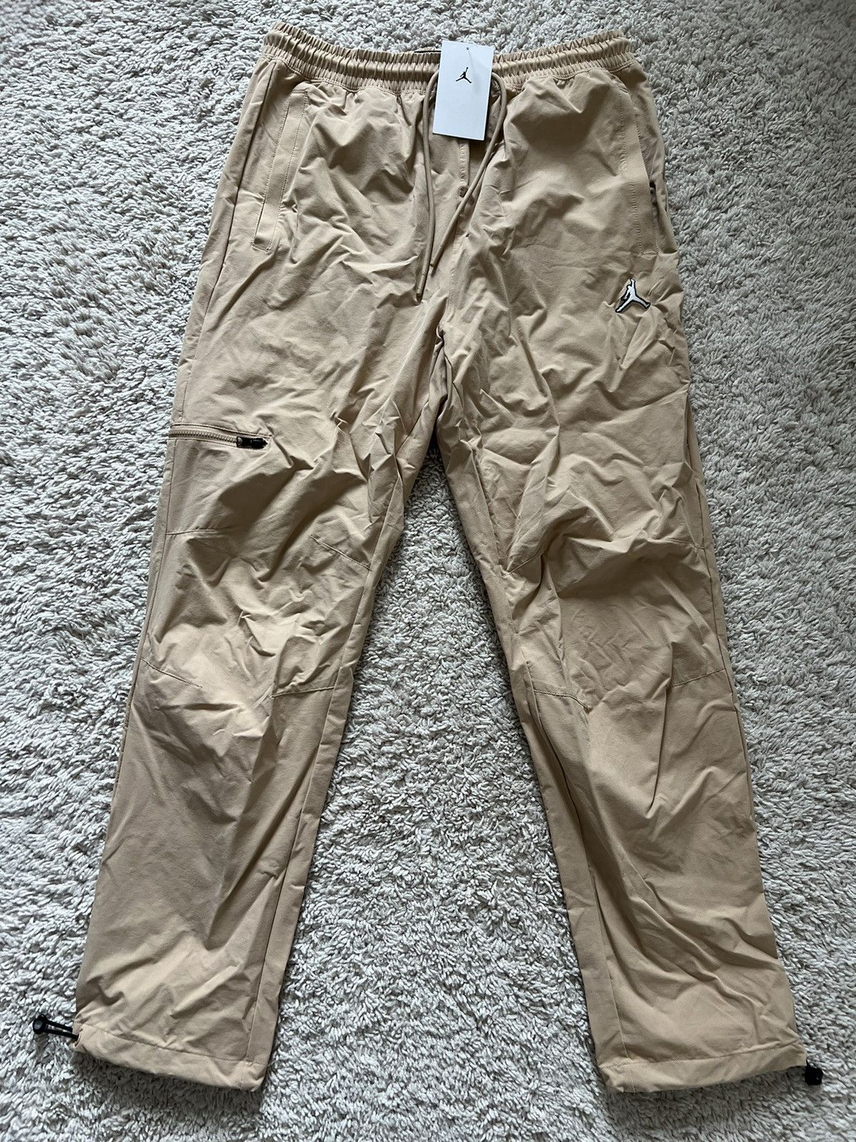 Jordan Brand Nike Air Jordan Essentials Woven Pants Tan Size US 30 / EU 46 - 4 Thumbnail