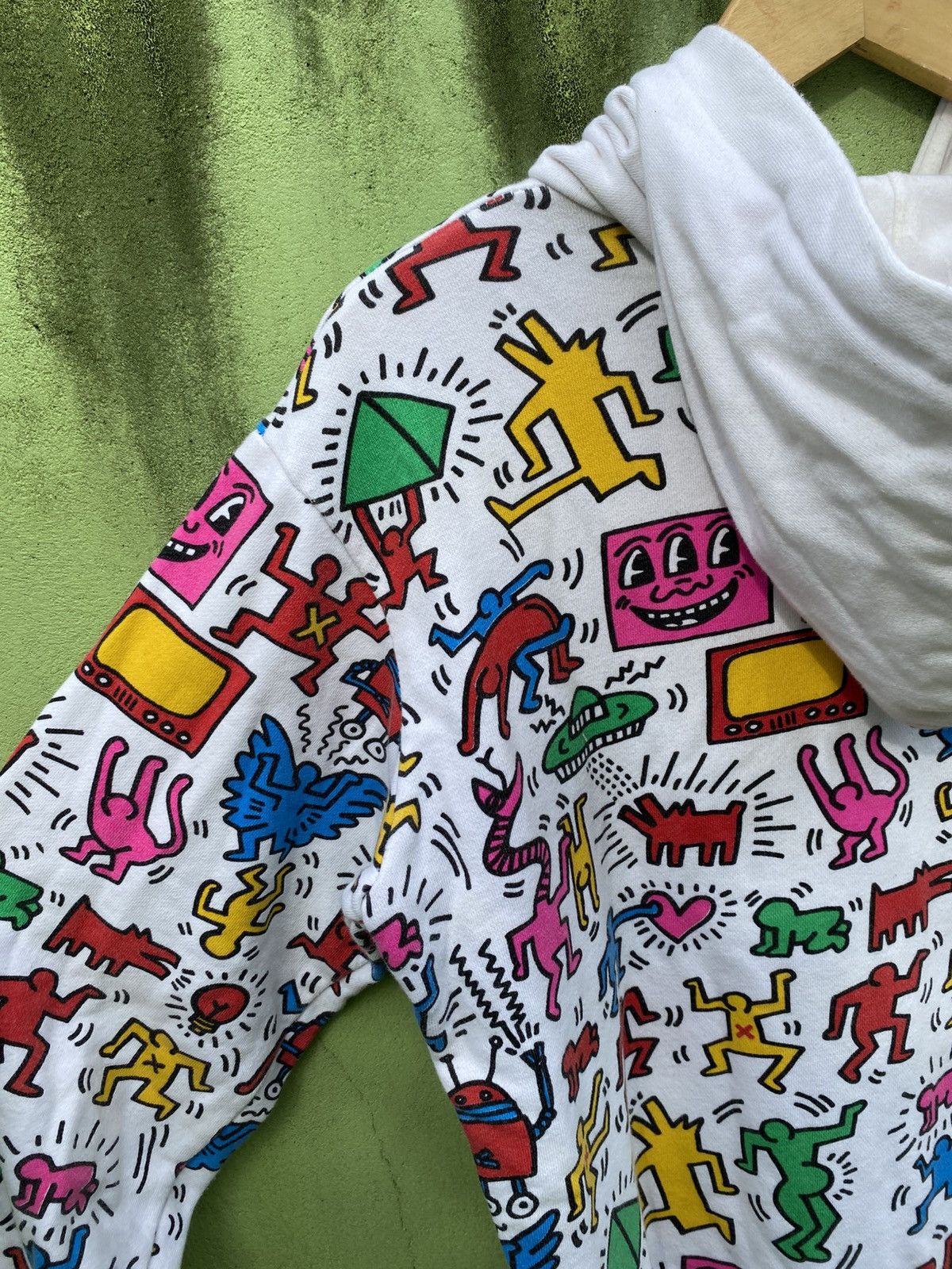 Keith Haring BIGBANG X Keith Haring Hoodie Full Print Colorful Iconic Art Size US L / EU 52-54 / 3 - 10 Thumbnail