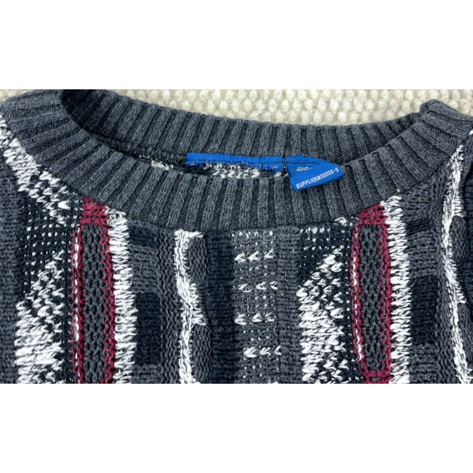 Vintage VINTAGE Men Sweater Knit 3D Gray XLT Biggie Cosby 90s Y2K 2000s Hip Hop Preppy Classic Teacher American Size US XL / EU 56 / 4 - 7 Thumbnail