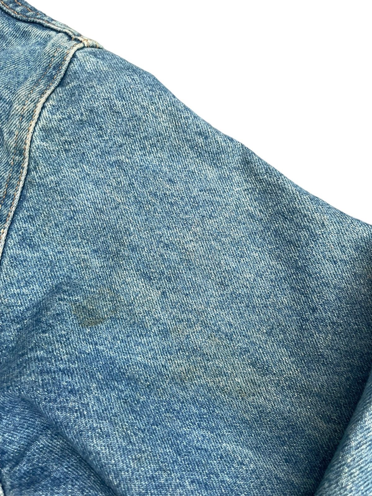 Vintage Vintage 3 Horse Embossed Denim Jacket Size US L / EU 52-54 / 3 - 6 Thumbnail