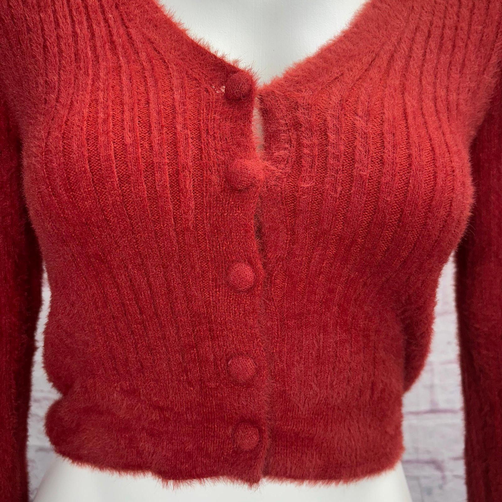 Forever 21 Forever 21 Red Cropped Sweater Size XS Size XS / US 0-2 / IT 36-38 - 2 Thumbnail
