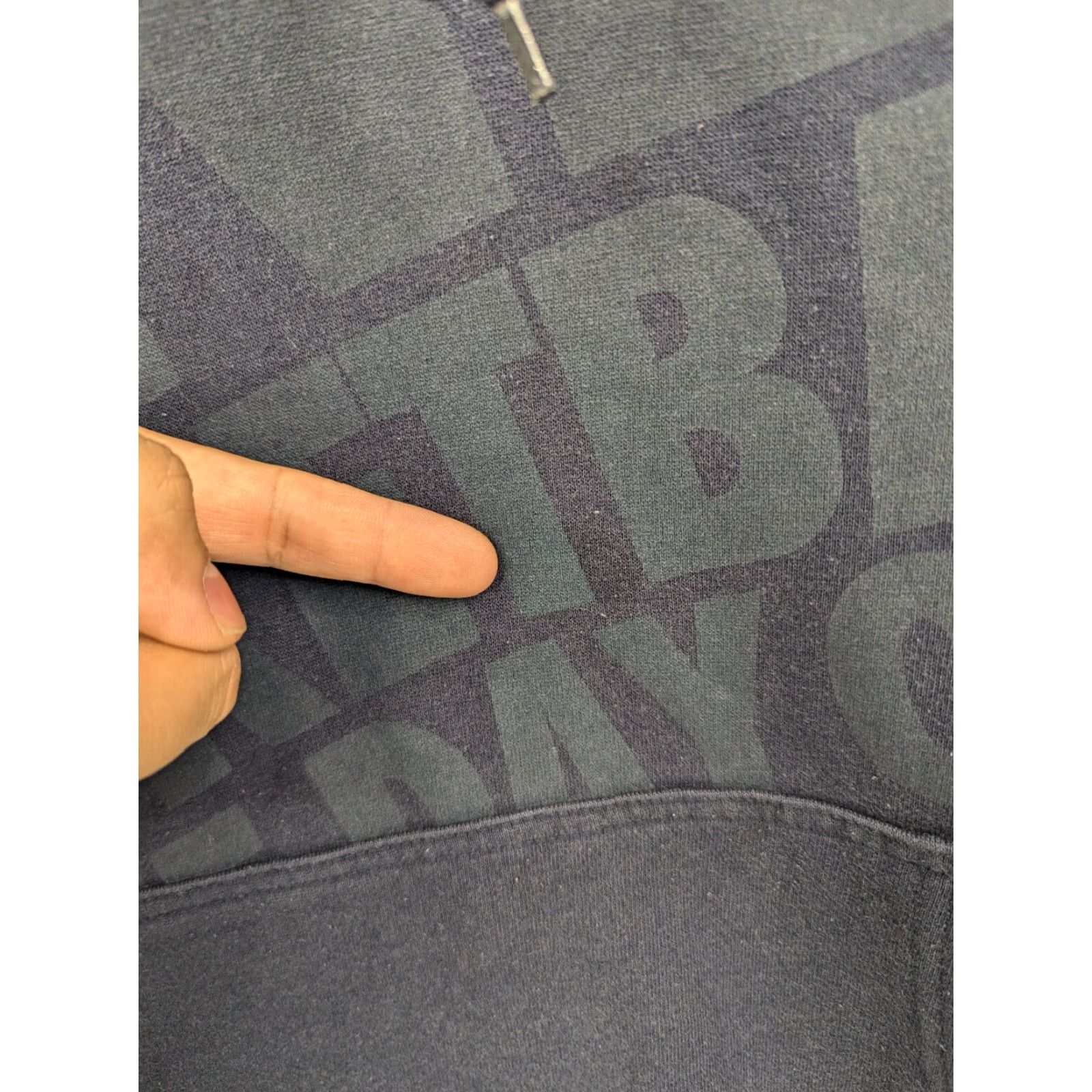 Vintage VINTAGE AND1 Hoodie Mens L Navy Drawstring Hooded Sweatshirt Distressed Logo Graphic Print Blue Cotton Blend Size US L / EU 52-54 / 3 - 4 Thumbnail
