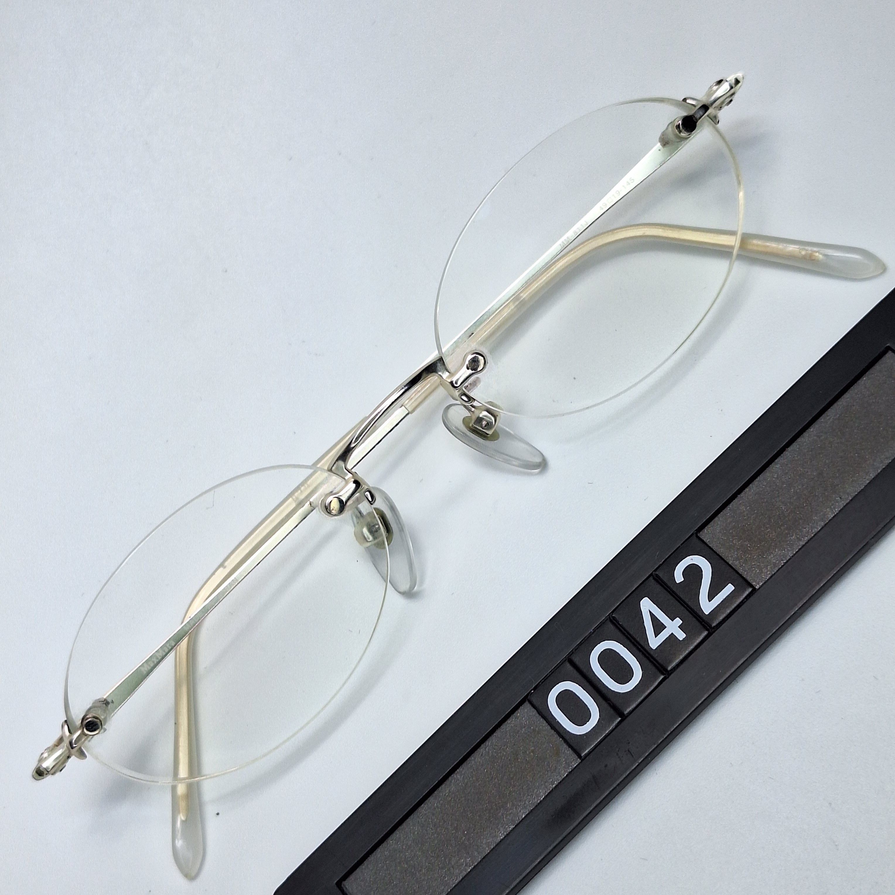Max Mara Max Mara MM-811J Rimless Vintage Eyeglass Frame Luxury Size ONE SIZE - 1 Thumbnail