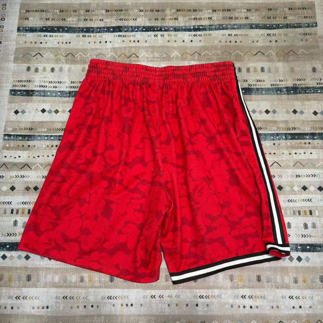 Bape × Mitchell & Ness BAPE MN NBA HEAT SHORTS Size US 36 / EU 52 - 2 Thumbnail