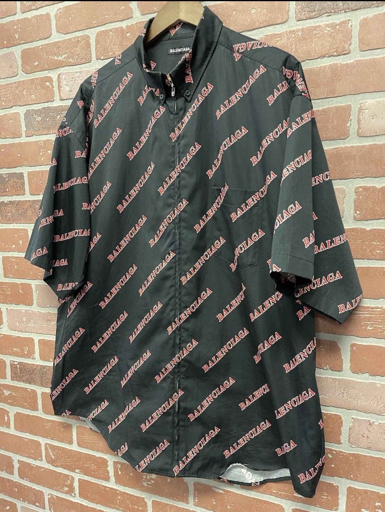 Balenciaga Size L - Balenciaga Black & Red Sporty Allover Logo Oversize Size US L / EU 52-54 / 3 - 3 Thumbnail