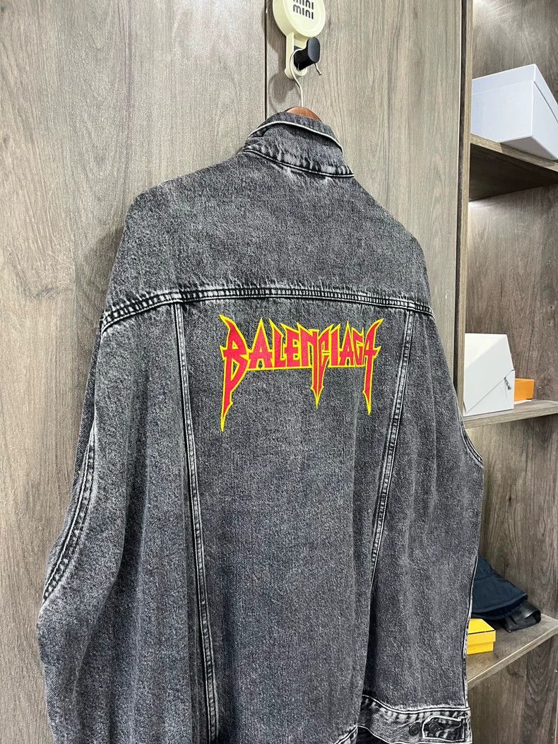 Balenciaga Balenciaga Logo Printed Collar Single Breasted Long Sleeve Size US M / EU 48-50 / 2 - 7 Thumbnail
