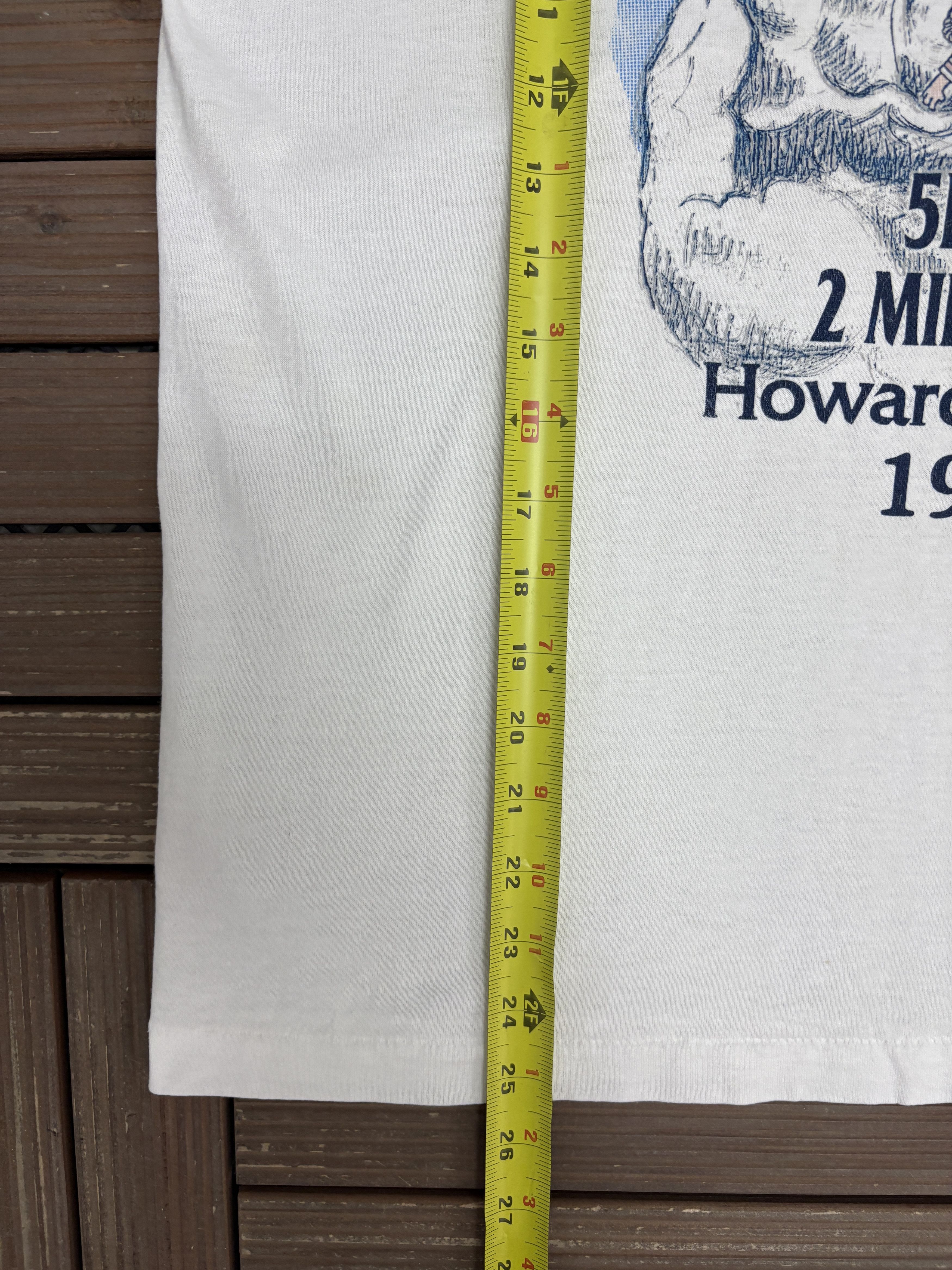 Vintage Precious Gifts Howard City 5K Vintage White T-Shirt Tee Size US L / EU 52-54 / 3 - 8 Thumbnail