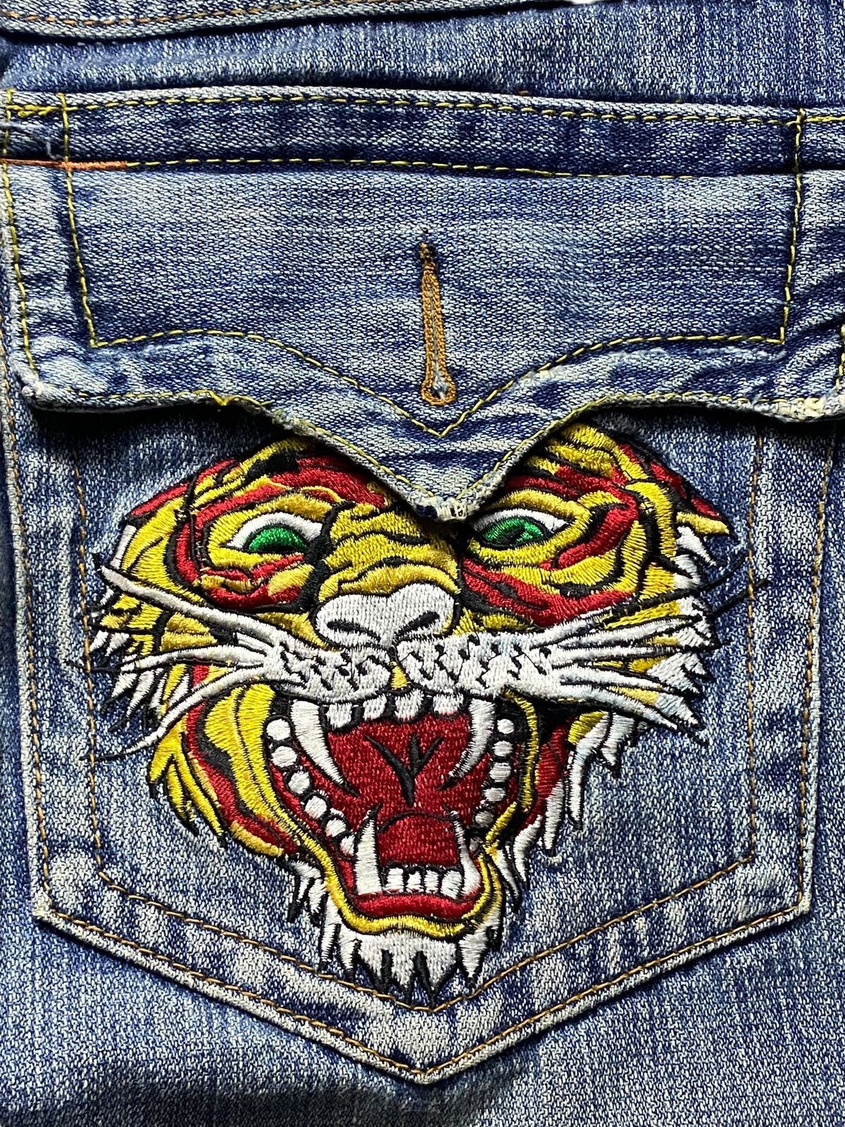 Christian Audigier Vintage Tatto Wear Ed Hardy Tiger Jeans Size US 33 - 12 Thumbnail