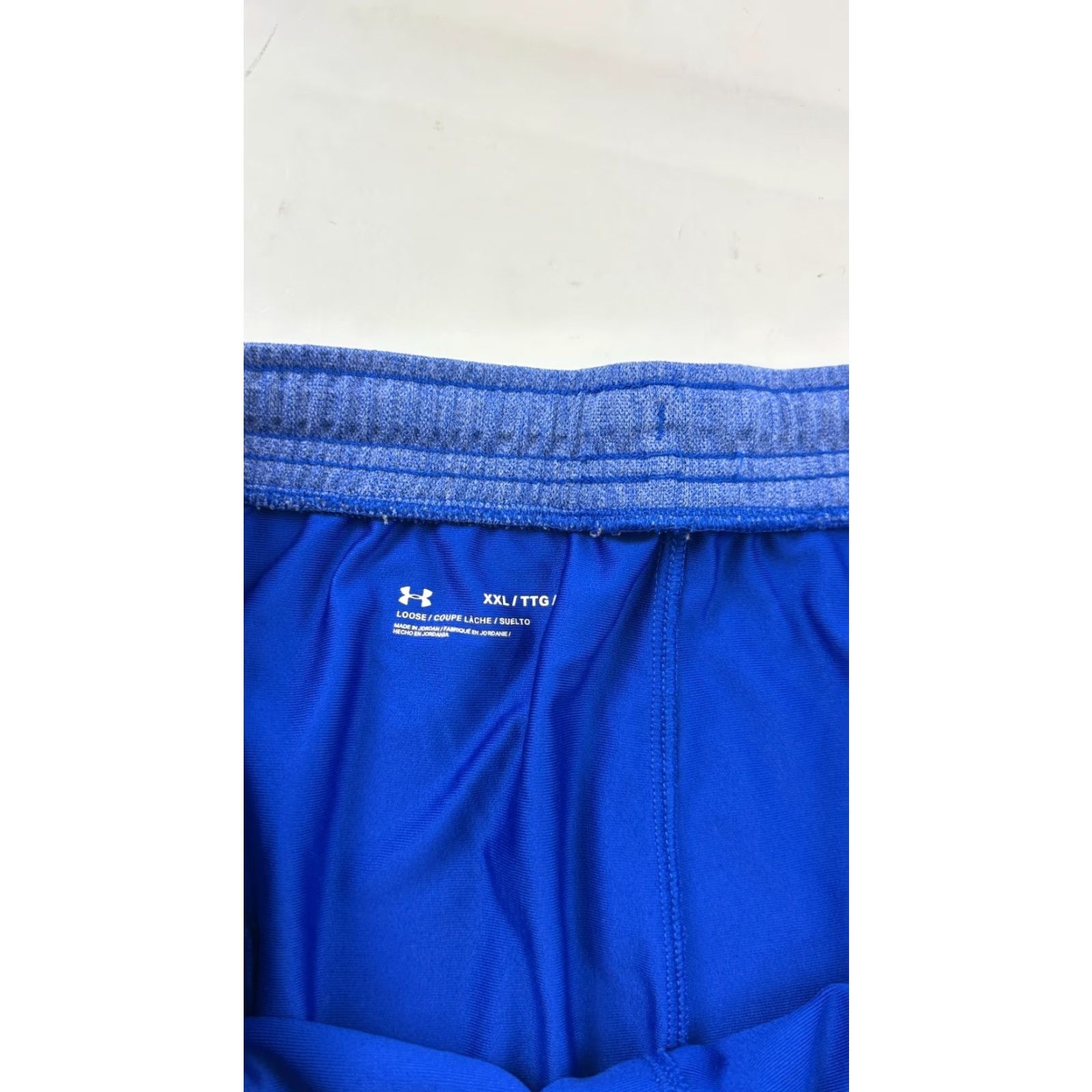 Under Armour VINTAGE? No — under armour shorts mens 2xl blue locker 9" pocketed athletic workout 1351350 Size US 39 - 5 Thumbnail