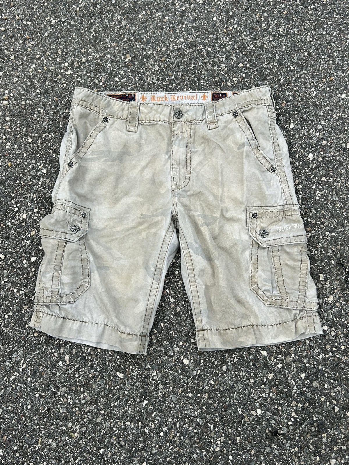 Rock Revival camo high quality cargo shorts