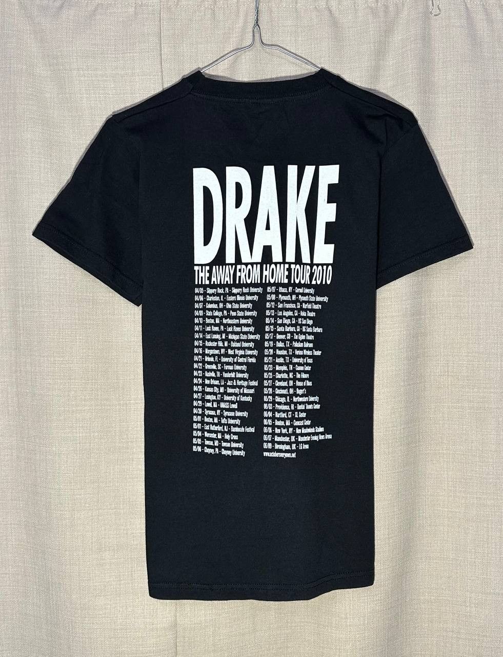 Fruit Of The Loom Drake Away From Home Tour 2010 Fruit of the loom t Shirt Size US S / EU 44-46 / 1 - 2 Thumbnail