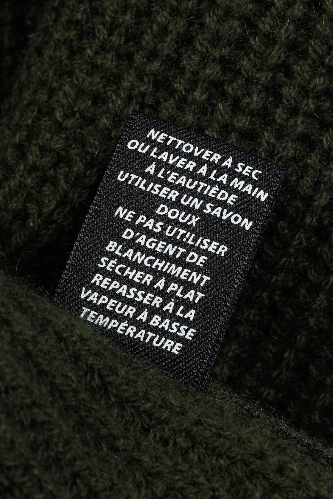 Holt Renfrew Holt Renfrew Green Cashmere Side-Zipper Sweater Vest Size XS / US 0-2 / IT 36-38 - 9 Thumbnail
