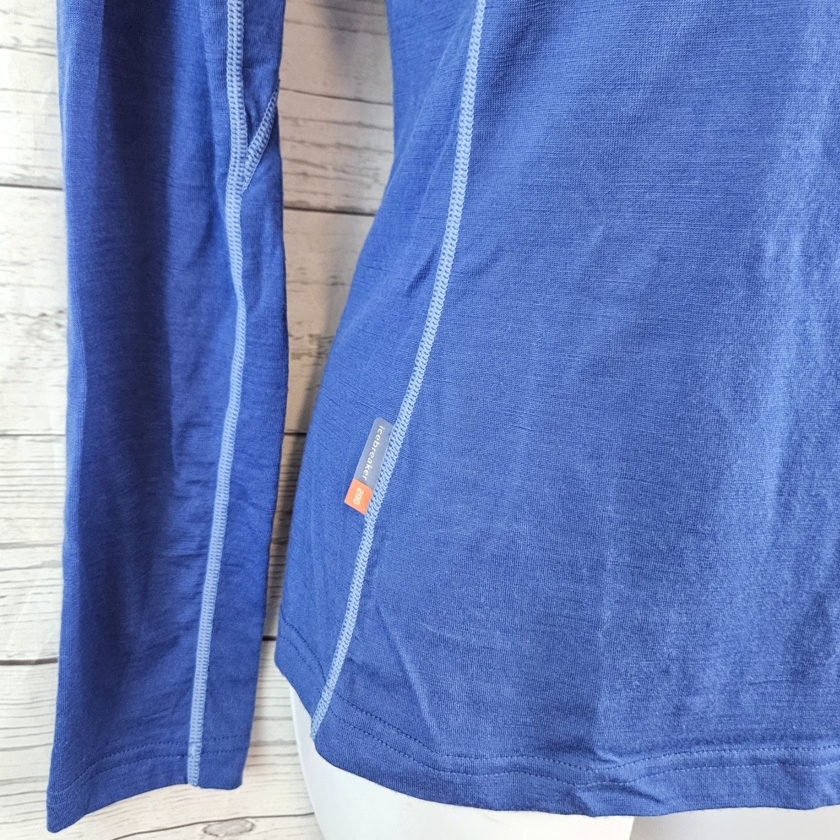 Icebreaker Icebreaker Womens Bodyfit 200 Top Shirt Medium Blue Merino Wool Long Sleeve Crew Neck Pullover Activewear 200 Top M Blue Womens Size M / US 6-8 / IT 42-44 - 3 Thumbnail