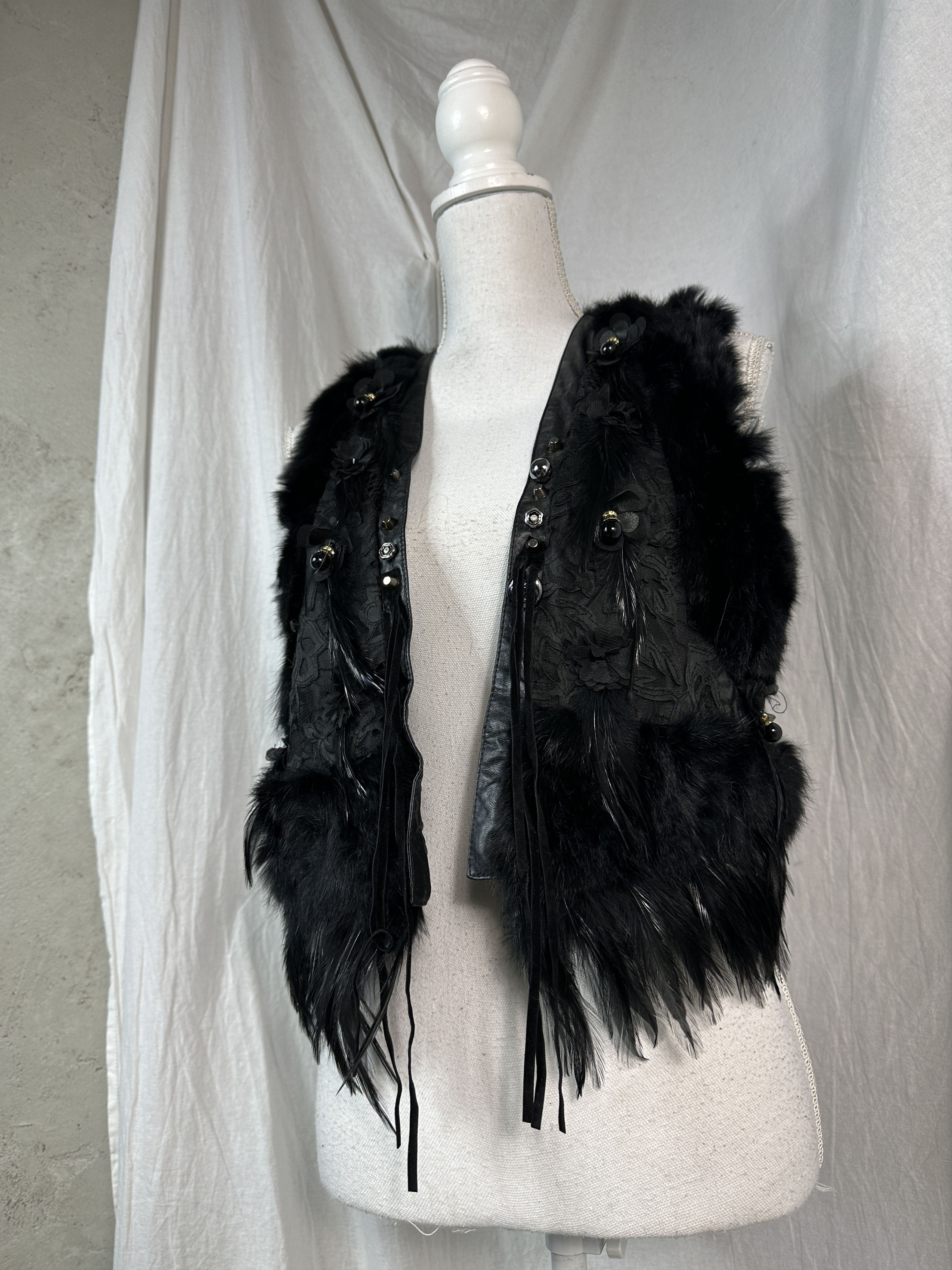Vintage Vintage Avant Garde Fur & Feathers vest Size S / US 4 / IT 40 - 4 Thumbnail