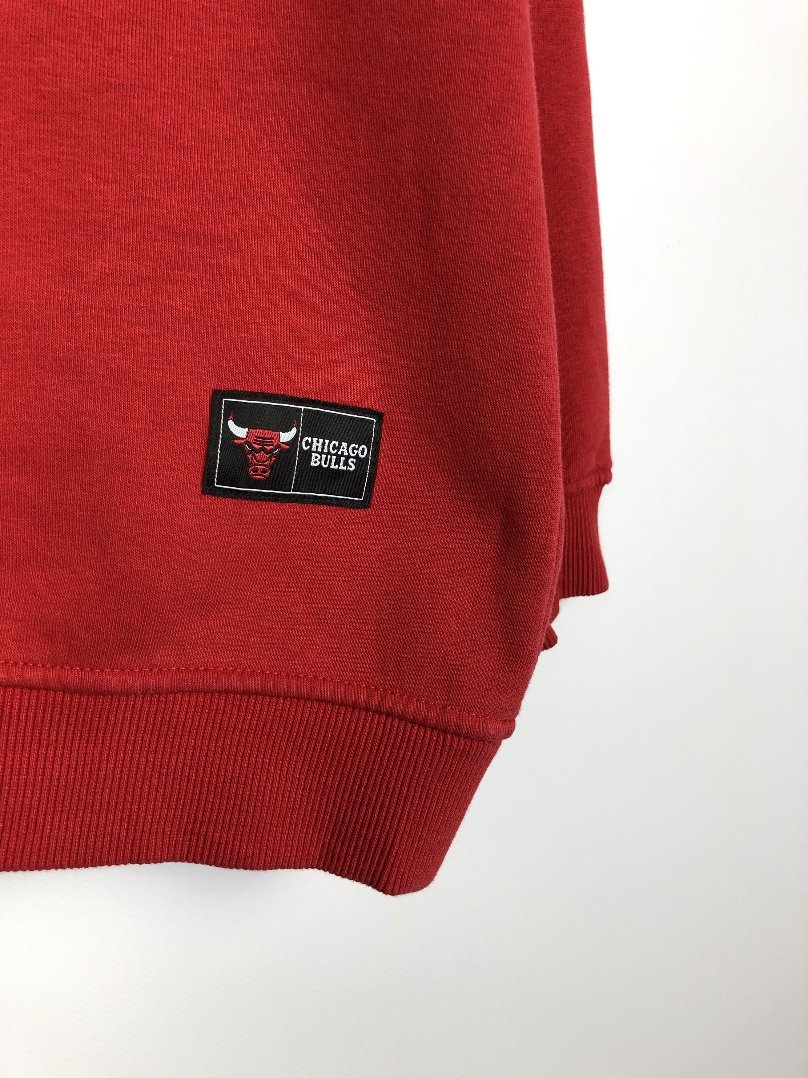 NBA NBA Chicago Bulls Hoodie Center Logo Red size S Size US S / EU 44-46 / 1 - 4 Thumbnail