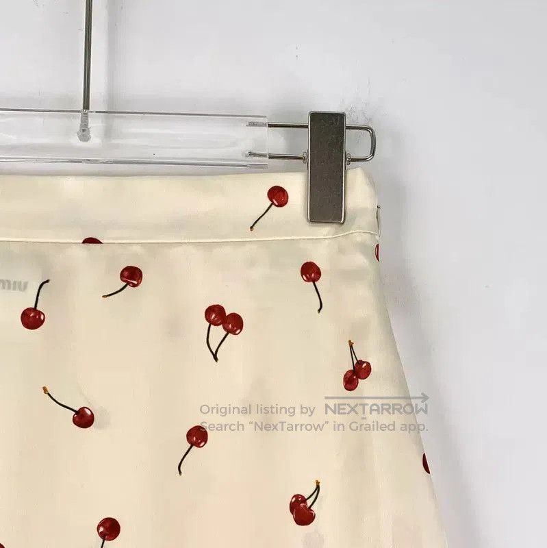 Miu Miu Miu Miu Beige Cherry Print Midi Skirt . Size 22" - 3 Thumbnail