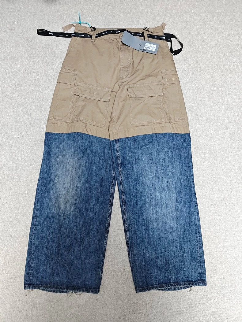 Balenciaga Balenciaga size S Khaki cargo panel baggy jeans Size US 26 / EU 42 - 1 Thumbnail