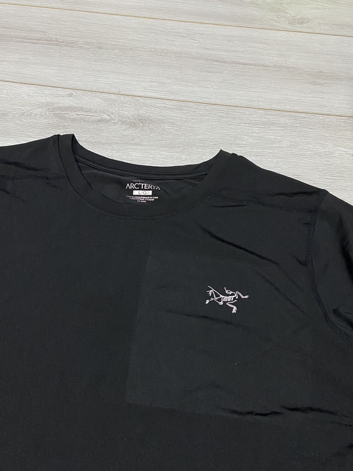 Arc'teryx Arcteryx bird big logo nylon track t-shirt sport reflective Size US L / EU 52-54 / 3 - 5 Thumbnail