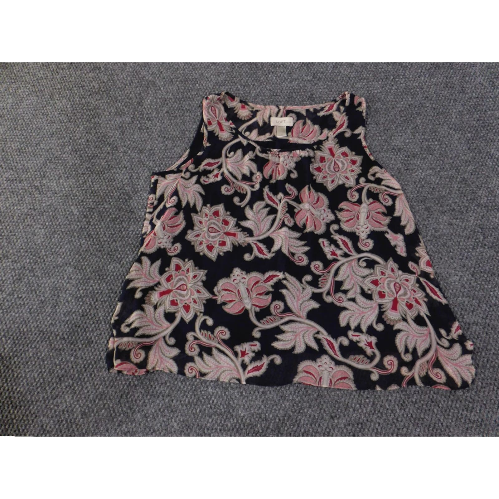Loft LOFT Petites Sleeveless Shirt Womens Large Petite Navy Pink Floral Split Back Blouse Paisley Sleeveless Ladies Size L / US 10 / IT 46 - 2 Thumbnail