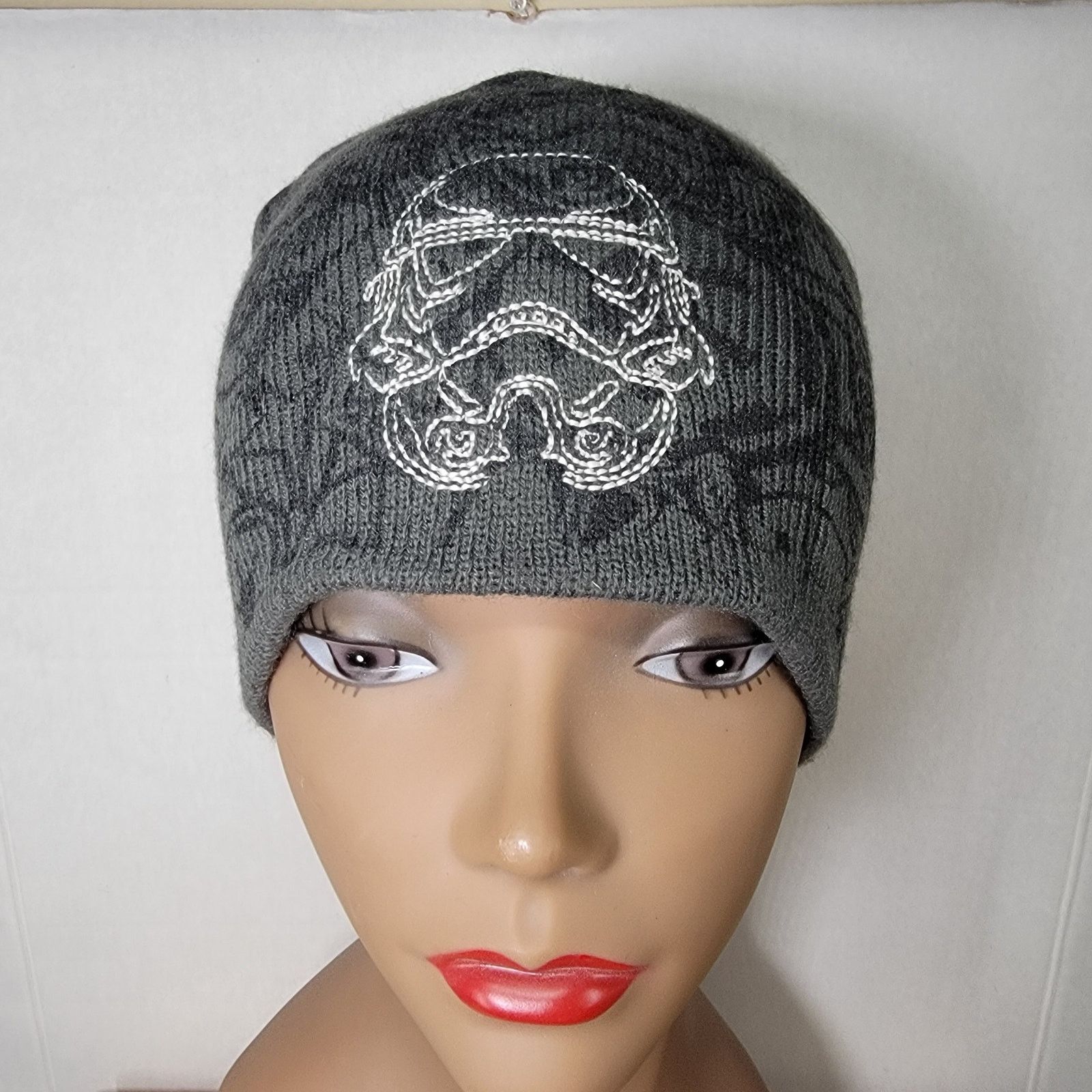 Star Wars Star Wars Knit Beanie w/ Embroidered Stormtrooper Size ONE SIZE - 1 Thumbnail