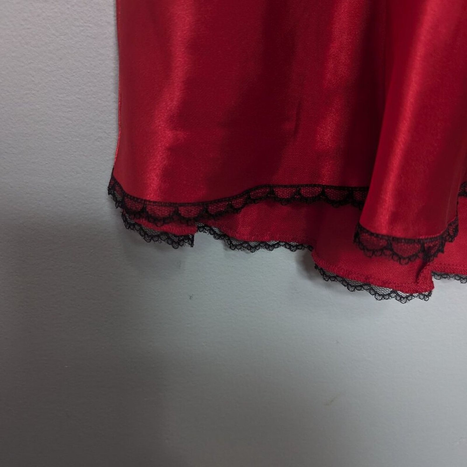 Vintage Frederick's of Hollywood Vintage Red Satin Slip Dress Lace Size L / US 10 / IT 46 - 10 Thumbnail