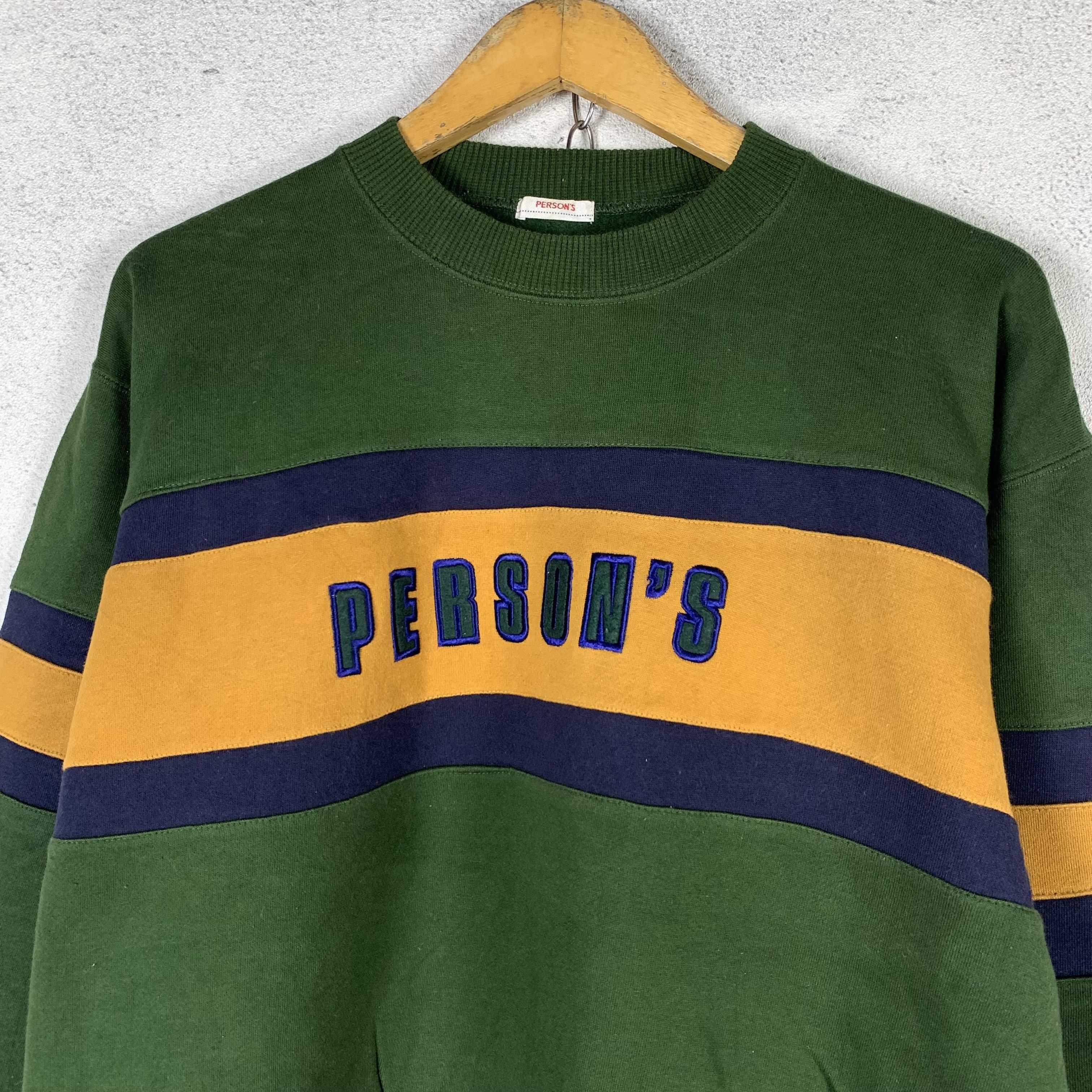 Vintage Person's Japanese Brand Boxy Sweatshirt Crewneck Size US S / EU 44-46 / 1 - 2 Thumbnail