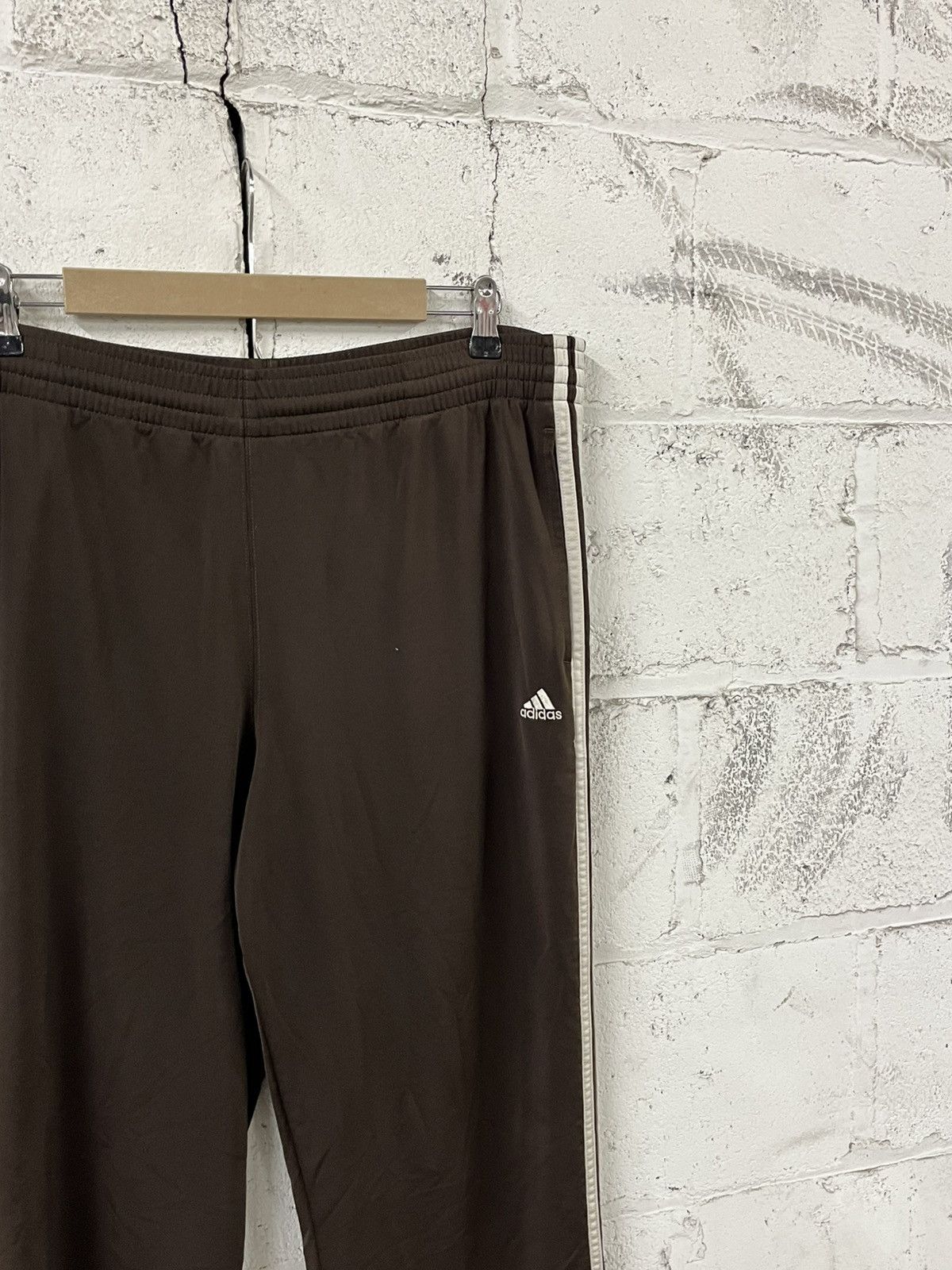 Adidas Adidas track pants baggy fit wide leg vintage mocha brown Size US 34 / EU 50 - 2 Thumbnail