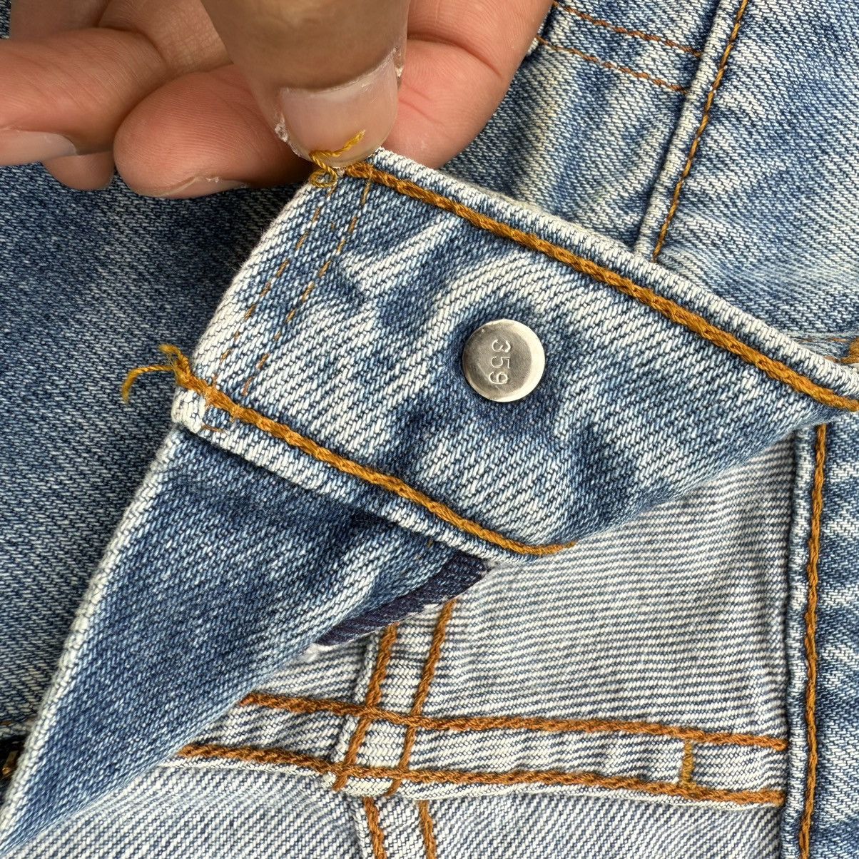 Levi's Vintage Clothing VINTAGE LEVI'S 525 LIGHT WASH FADED DENIM JEANS Size US 29 - 10 Thumbnail