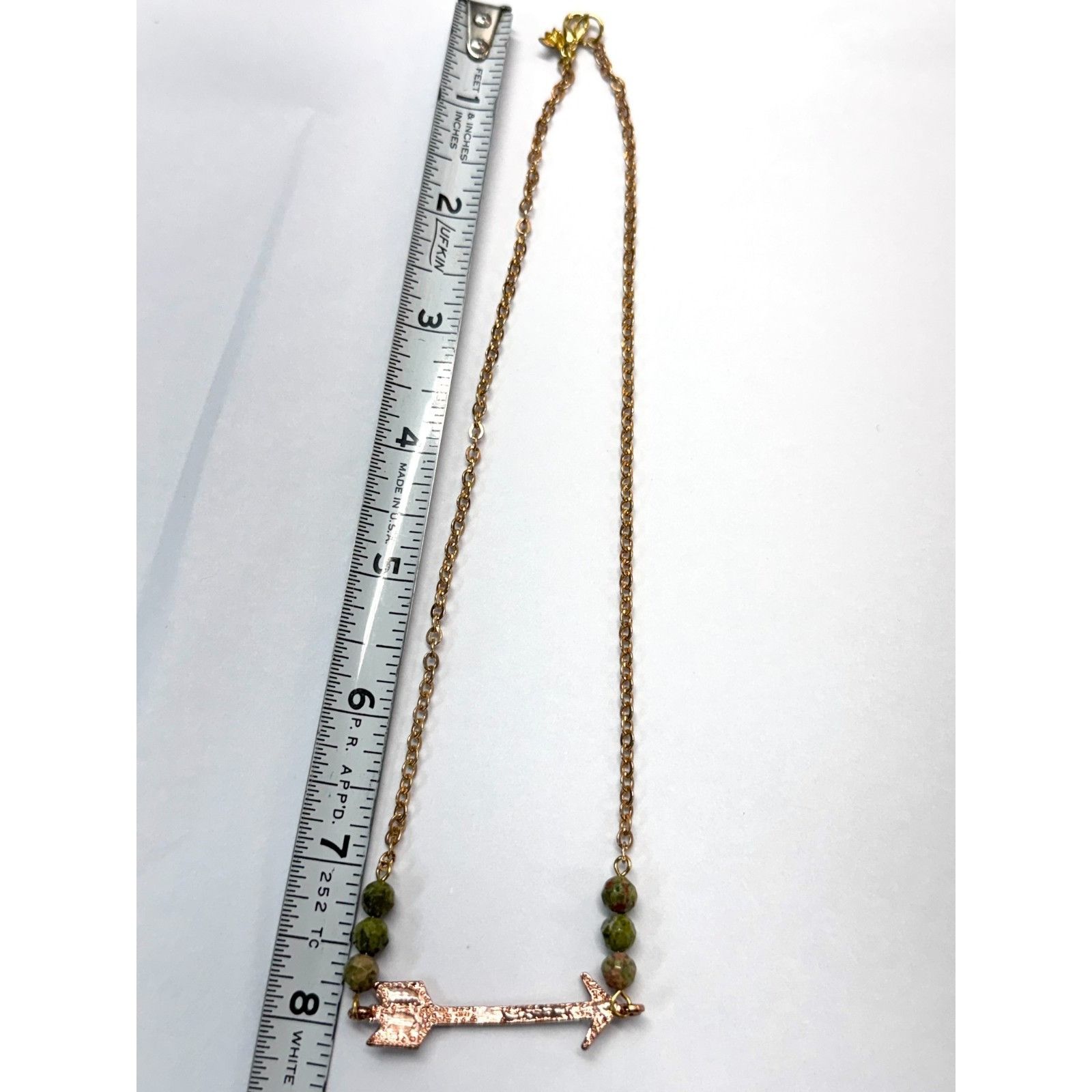 Vintage Vintage rhinestone arrow green semi precious bead necklace Size ONE SIZE - 6 Thumbnail