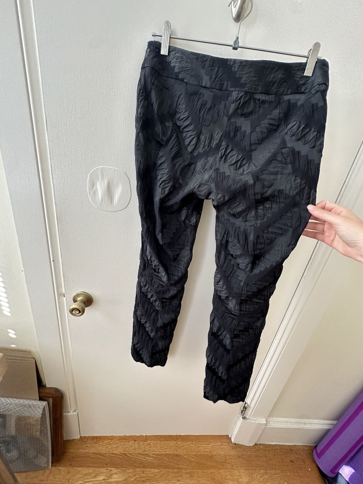 Issey Miyake Rare Issey Miyake Nylon Textured Black Trouser Pants Size 30" / US 8 / IT 44 - 5 Thumbnail