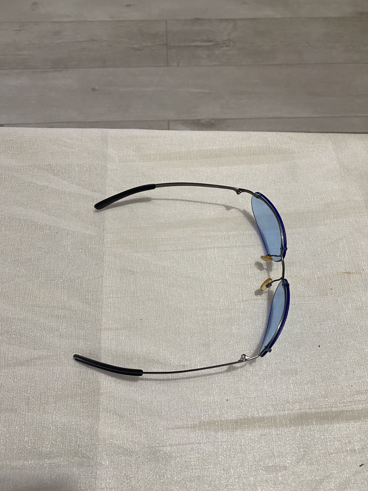 Guess Vintage Futuristic Guess Sunglasses Made in Italy 1990s Size ONE SIZE - 10 Thumbnail