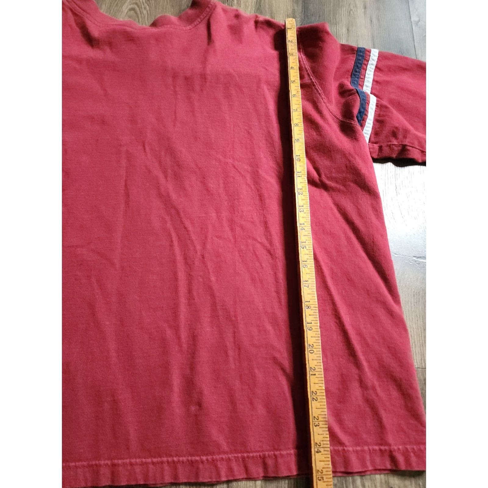 Disney Womens Disney Winnie The Pooh T Shirt Distressed 3/4 Sleeve Red 22/24 Classic Modern Vintage T-Shirt Mens Womens Girls Boys Size 3XL / US 20-22 - 2 Thumbnail