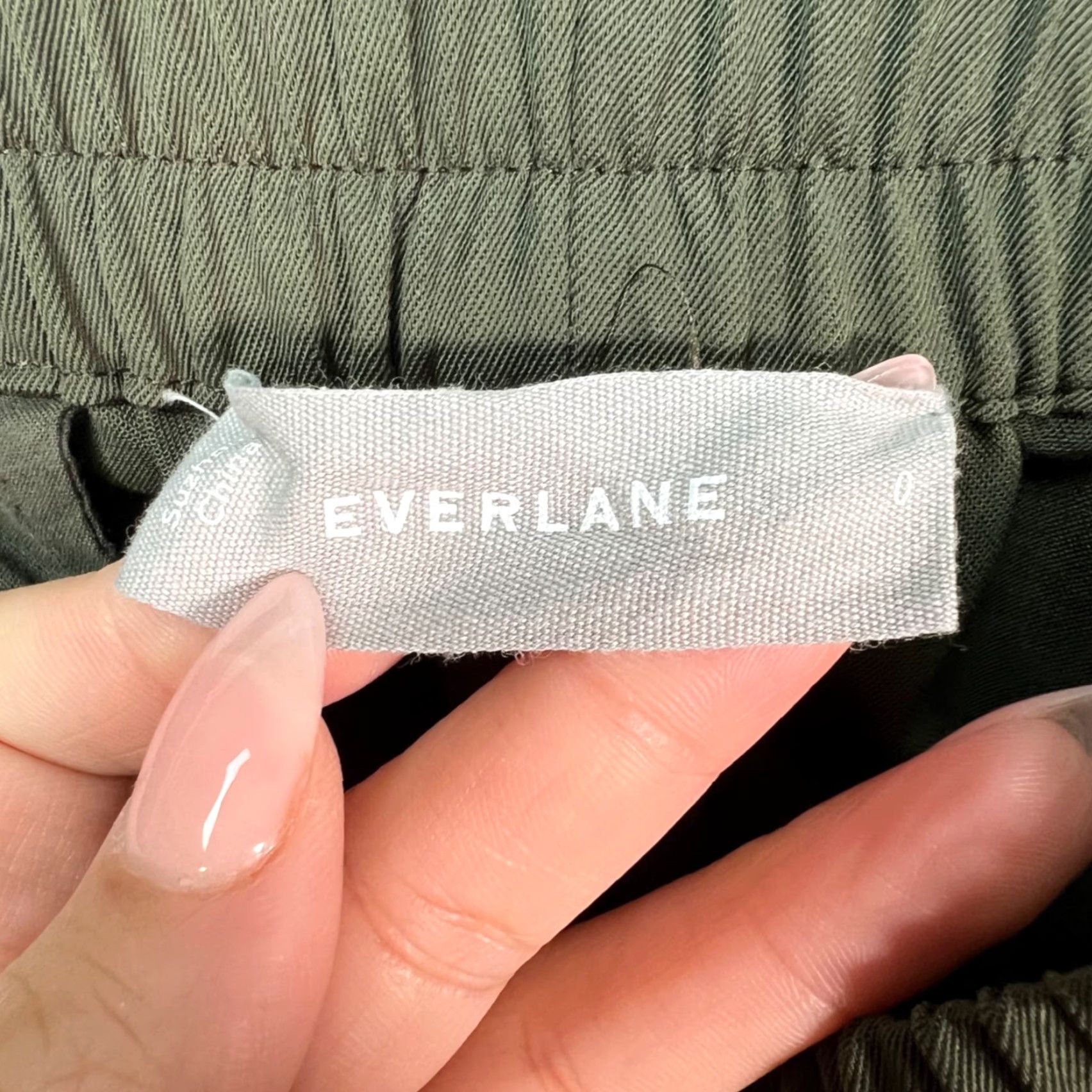 Everlane Womens Everlane Pants 0 Olive Green Elastic Waist Trousers Straight Leg Ankle Wool Cotton Regular Rise 26in Inseam 25in Womens Size 25" / US 0 / IT 36 - 3 Thumbnail