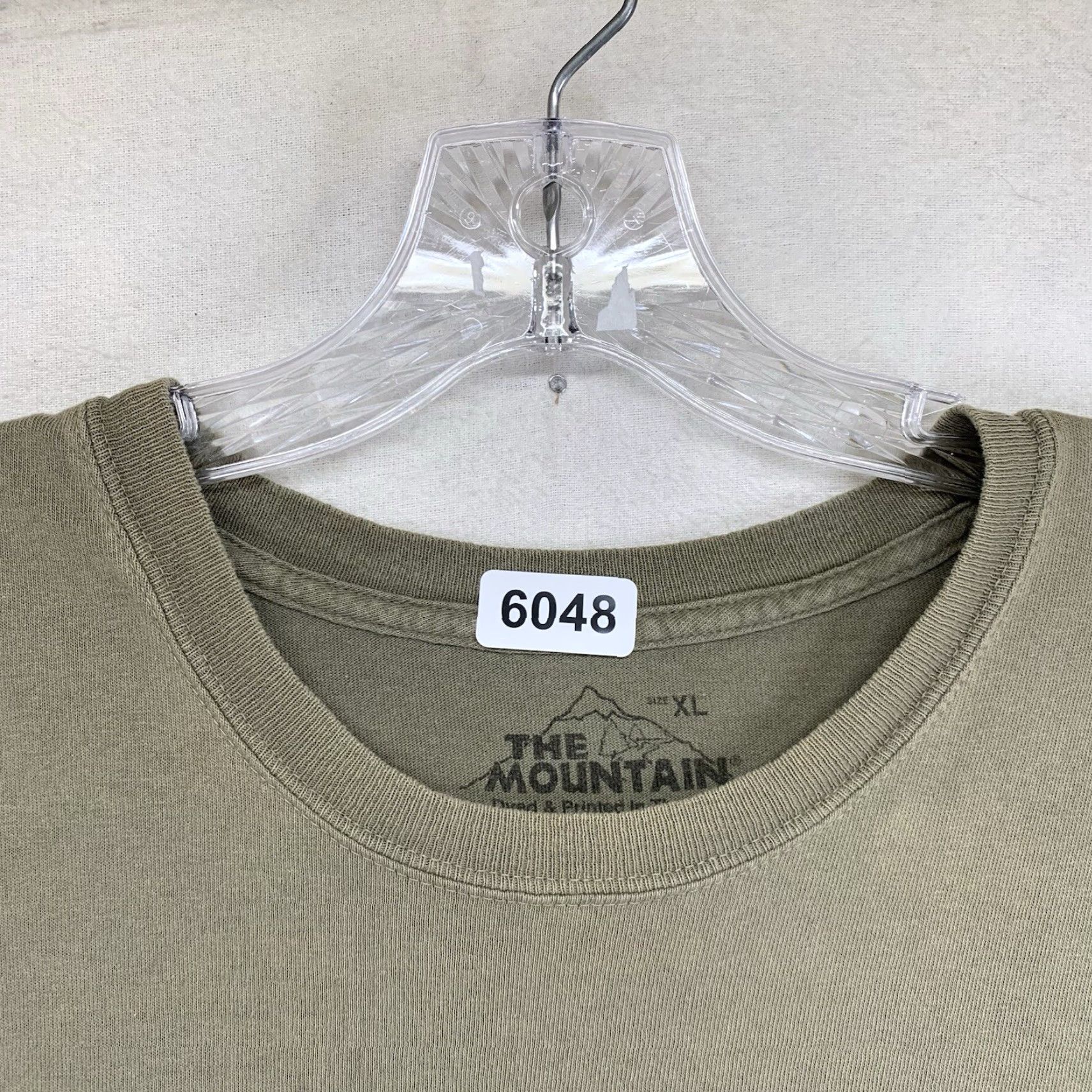 The Mountain VINTAGE The Mountain Men’s Hunter Humor T-Shirt XL Gray All Seasons Cotton Graphic Print hunting Men Size US XL / EU 56 / 4 - 6 Thumbnail