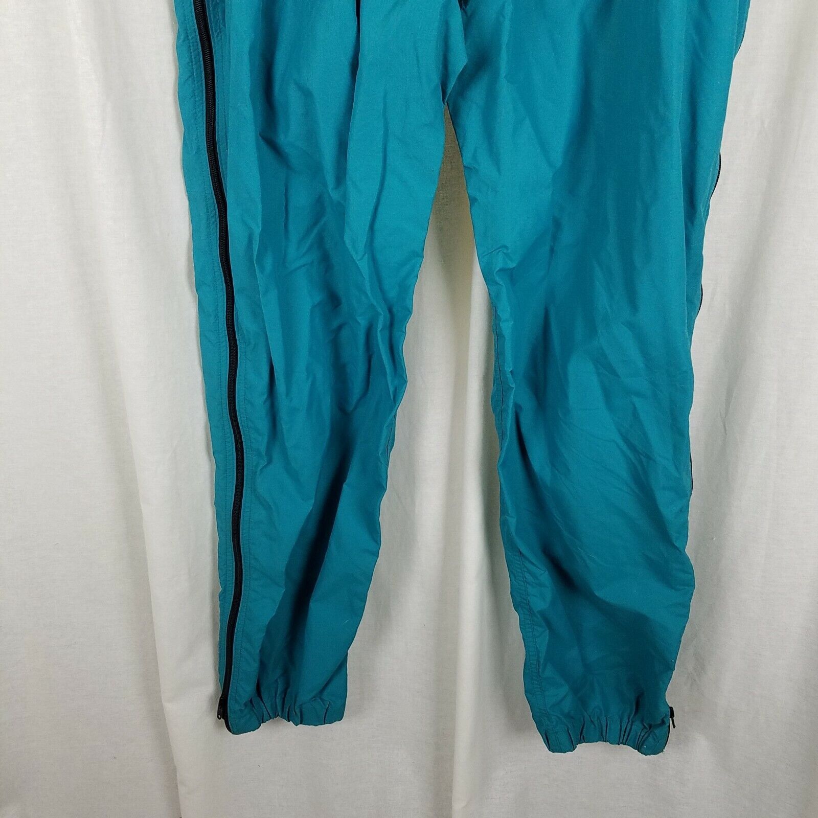 Woolrich Woolen Mills Vtg Woolrich Nylon Zip Off Legs Windbreaker Pants Sz XL USA Size US 36 / EU 52 - 8 Thumbnail