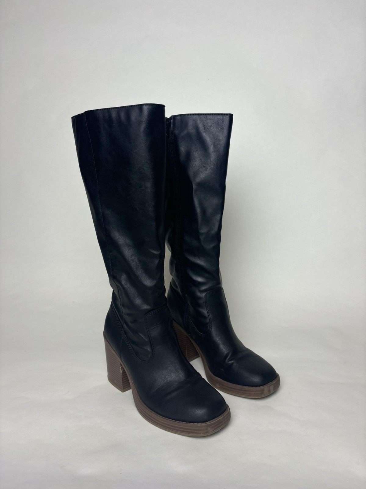 Other Tall Riding boots with brown heel, frye looking boots Size US 8 / IT 38 - 3 Thumbnail