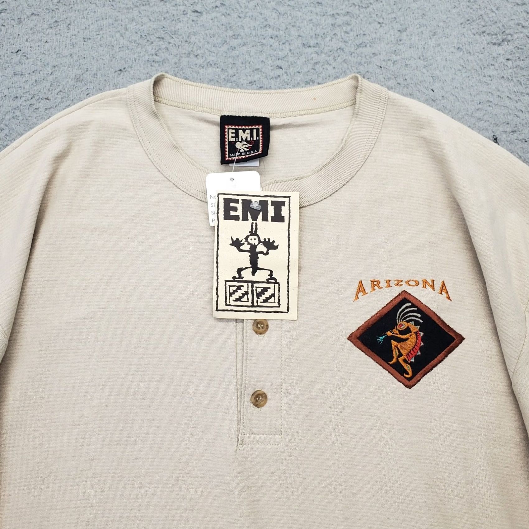 Vintage Arizona Henley Shirt Mens XL Brown Solid Cotton Short Sleeve Crest Logo Size US XL / EU 56 / 4 - 3 Thumbnail