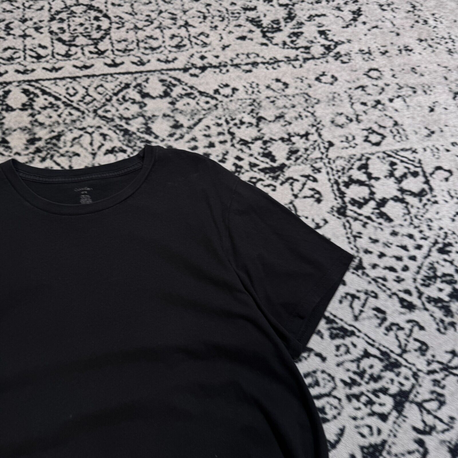 Calvin Klein × Vintage Vintage Calvin Klein Black Cotton T-Shirt Size M Y2K 90s Size US M / EU 48-50 / 2 - 5 Thumbnail