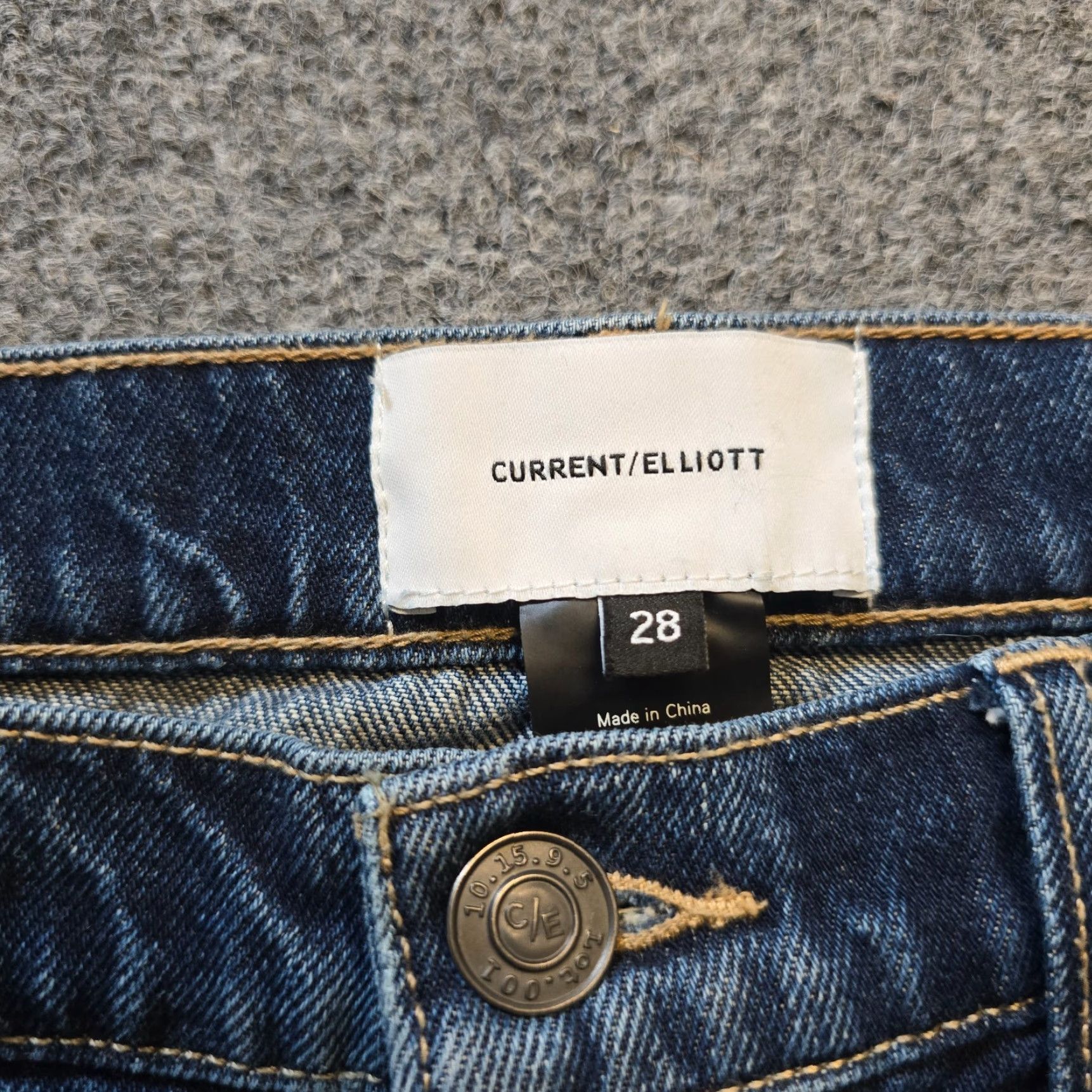 Vintage Current/Elliott Jeans Womens 28 Blue Denim Cropped Capri Cuffed Casual Capsule Jeans Womens 28 Blue Denim Cropped Capri Cuffed Casual Capsule Size 28" / US 6 / IT 42 - 4 Thumbnail
