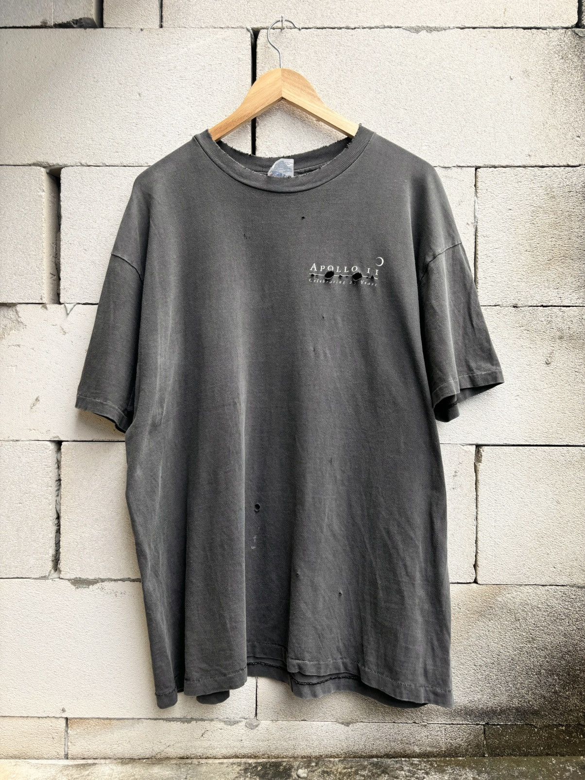 Vintage Thrashed Faded APOLLO II Rockwell Tee Shirt Distressed ERD Size US XL / EU 56 / 4 - 3 Thumbnail