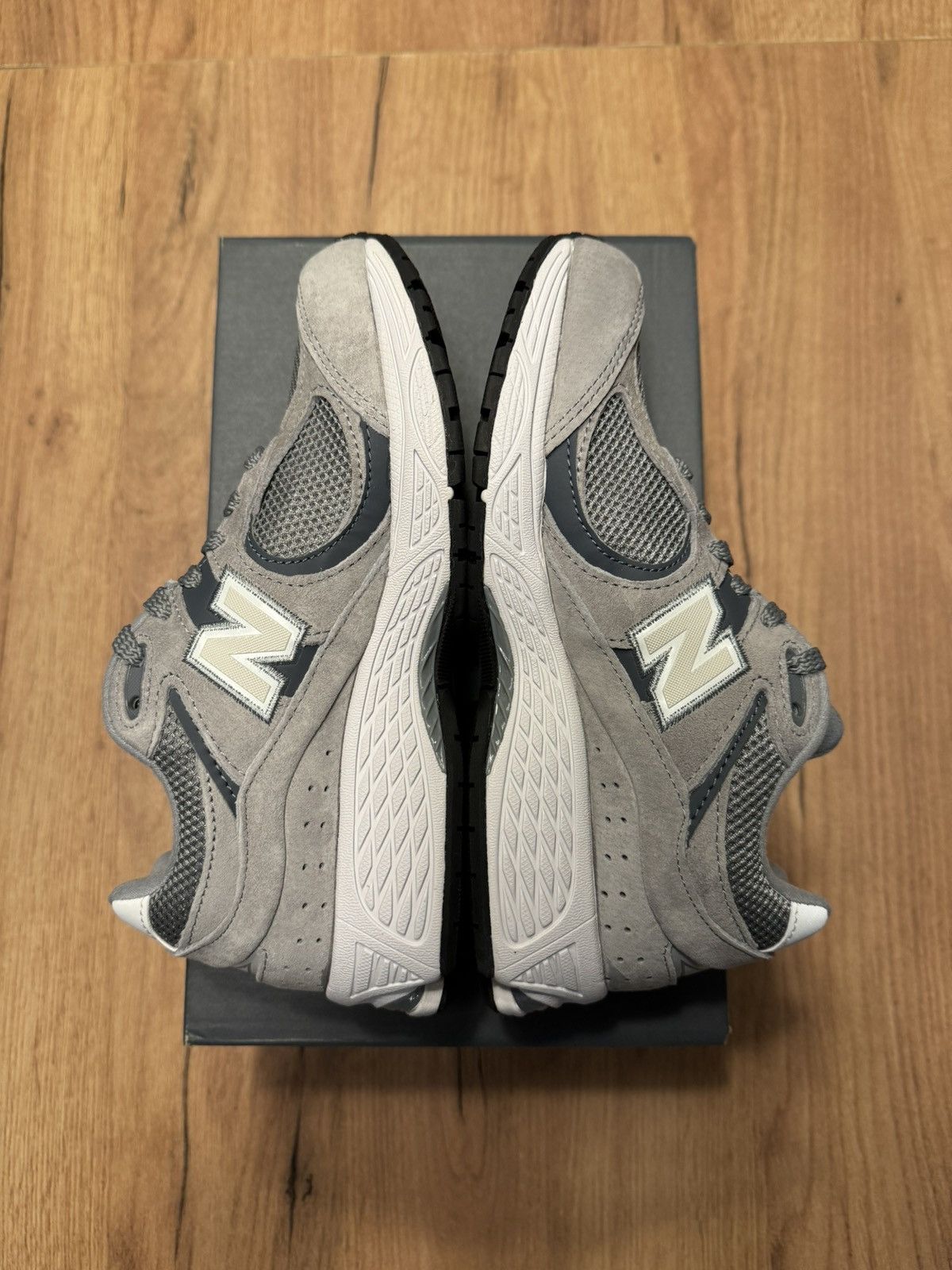 New Balance New Balance 2002R “Steel Grey Orca” (M2002RST) 37 EU Size US 6 / IT 36 - 10 Thumbnail