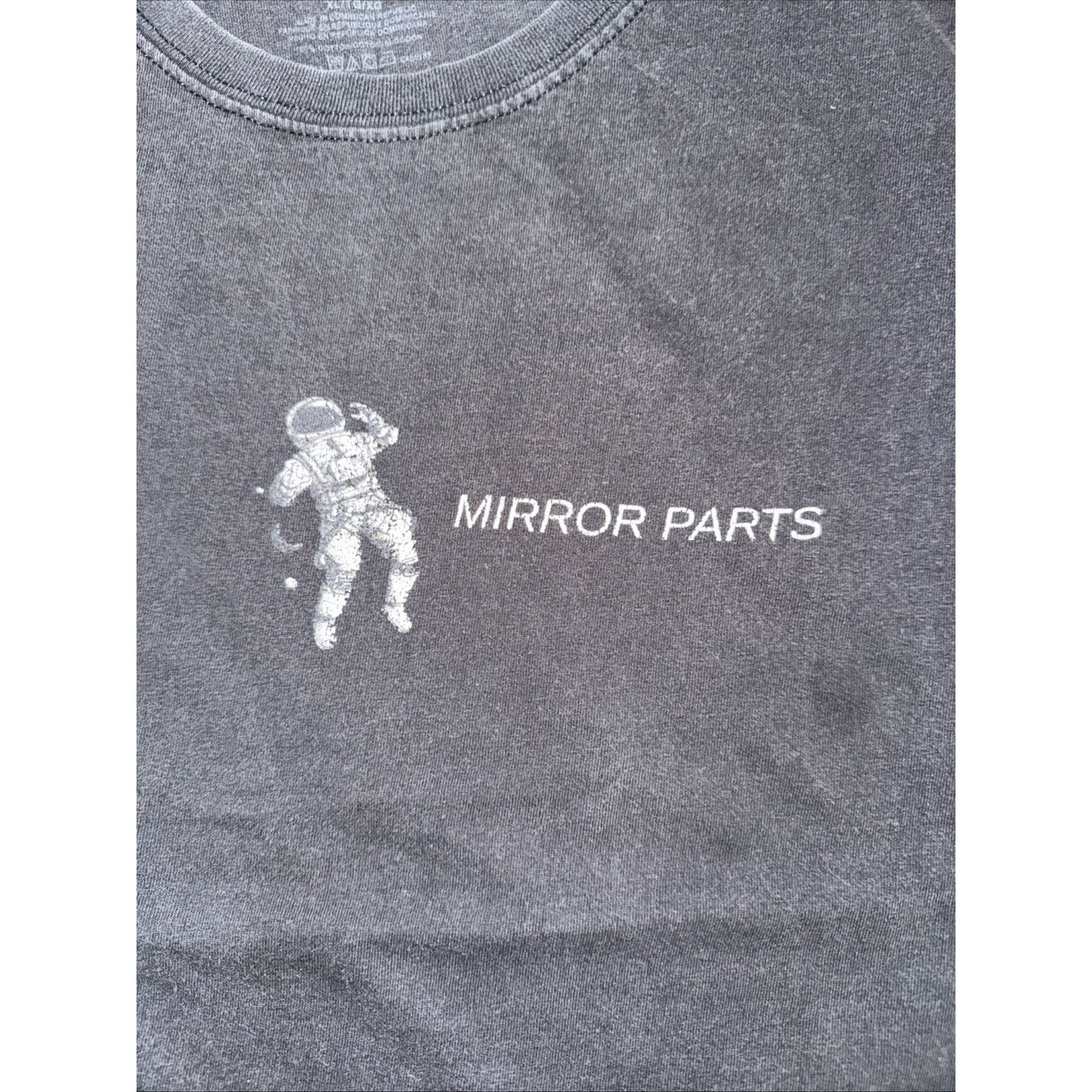 Hypebeast Mirror Parts Astronaut Graphic T-Shirt Black XL 22x27 Size US XL / EU 56 / 4 - 2 Thumbnail