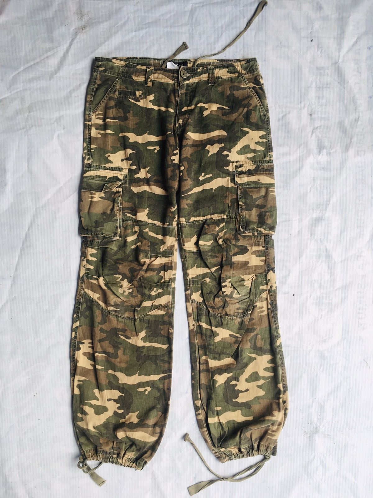 image of Cargo Pants Kiliwatch Japan Camo, Men's (Size 30)